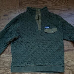 Patagonia Men's Olive Quilted button Up 1/4 Sweater - Large